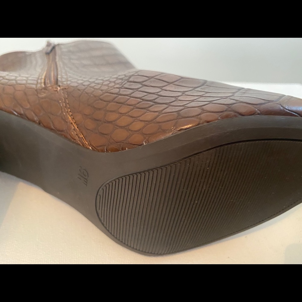 NWOT brown snake booties with comfort insole - Picture 3 of 5